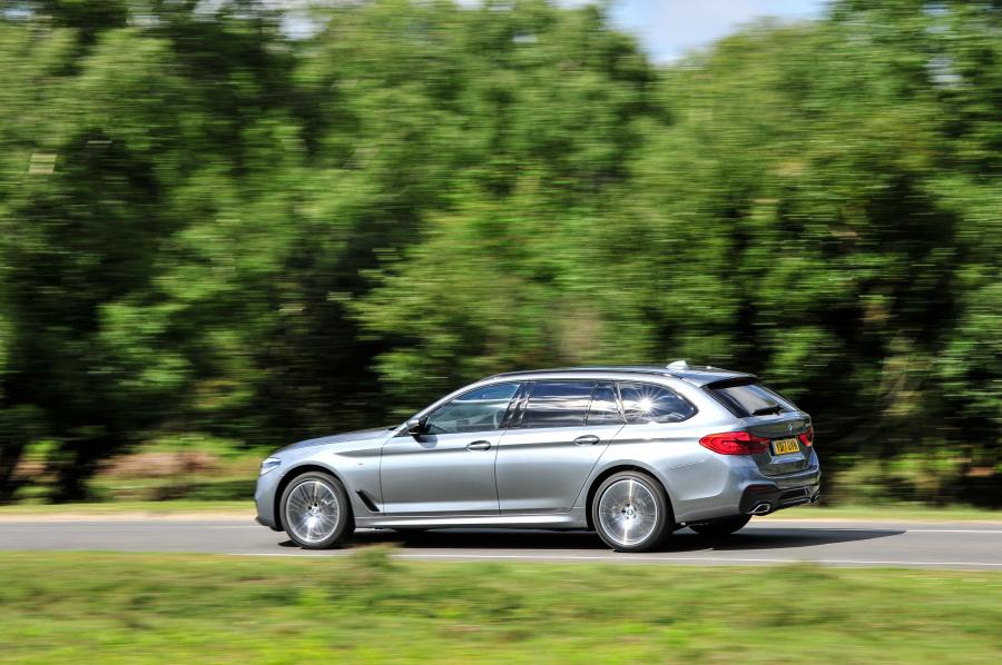  BMW 520d Touring M Sport 2017 года  (UK) (фото 6 из 32)